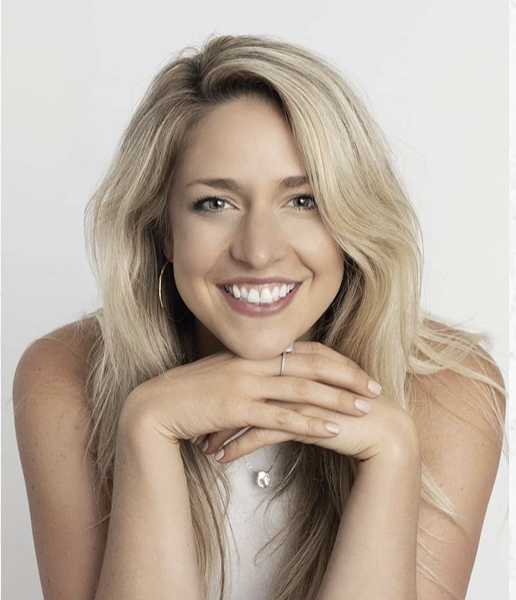 Headshot of Alex Riley, Holistic Nutritionist and CPT with Alex Riley Wellness